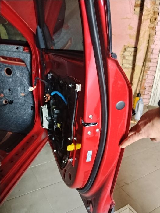 Двері Кіа ніро Kia niro 2023