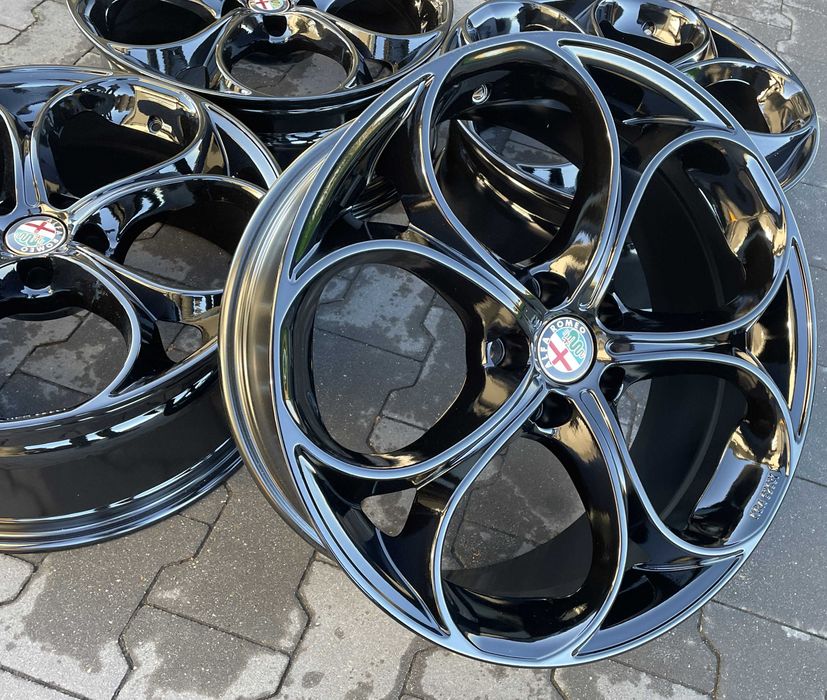 ALFA ROMEO GIULIA felgi aluminiowe 19'' 5X110 8J 9J GMP ITALIA DRAKE