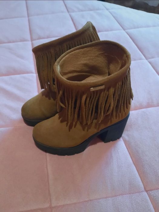 Botas,meio canela castanhas