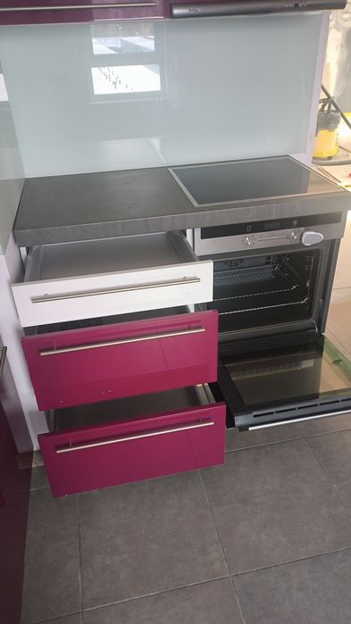 Kuchnia ze sprzętami AGD