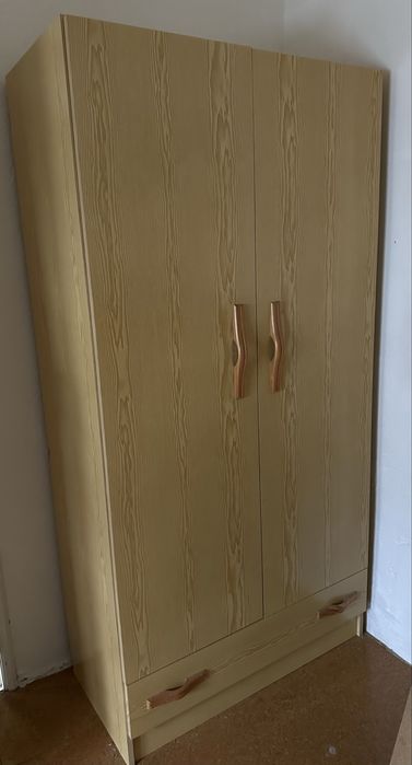 Roupeiro de 2 portas