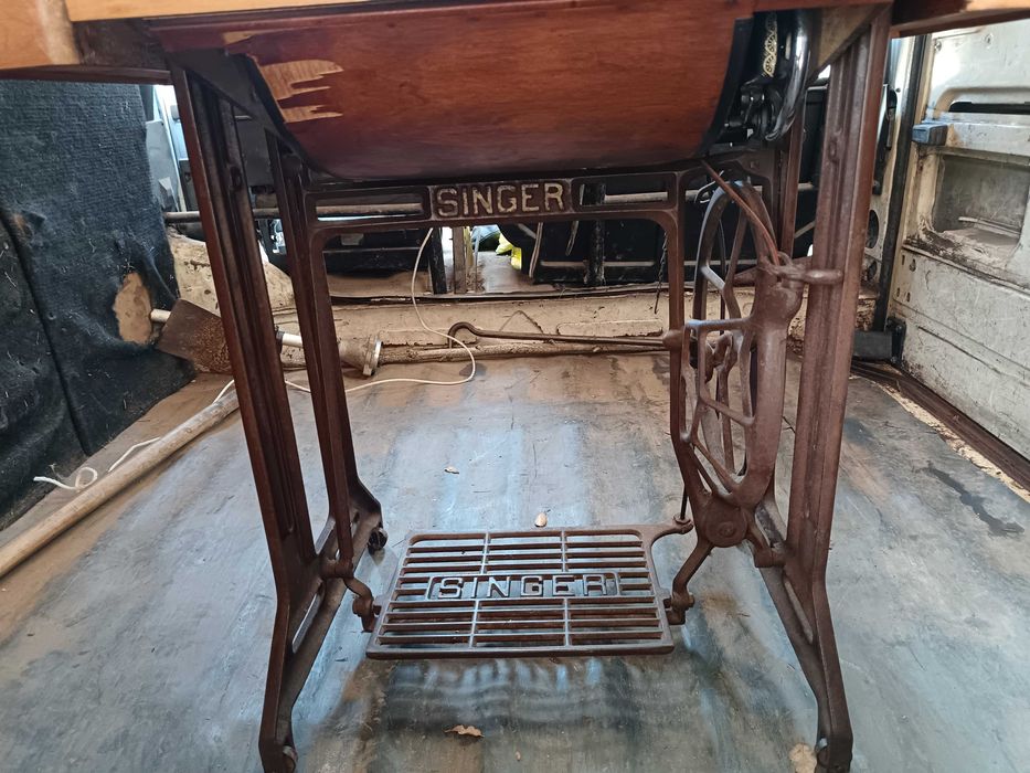 Maquina de costura antiga singer