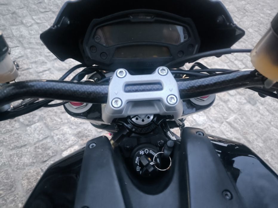 Ducati Monster 1100 evo 2013