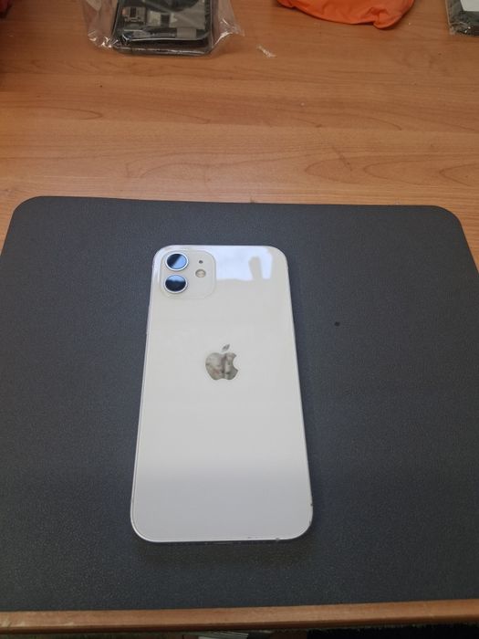 Korpus iphone 12 biały
