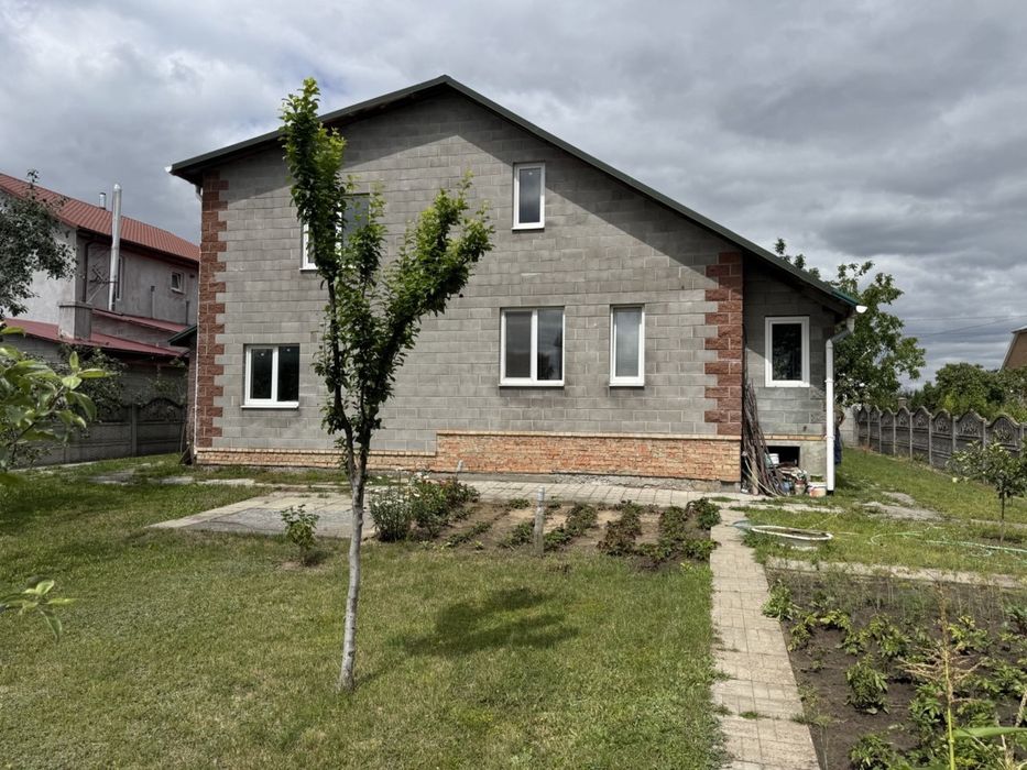 Продаж будинку в Здолбунові