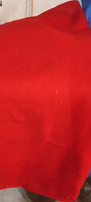 Отрезы -ткань,(шерсть,ситиц,парца,вескоза)