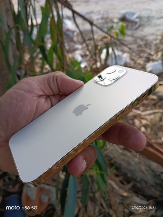 Lindíssimo iPhone 12 Pro Gold todo original/aceito troca ou retoma inferior/superior
