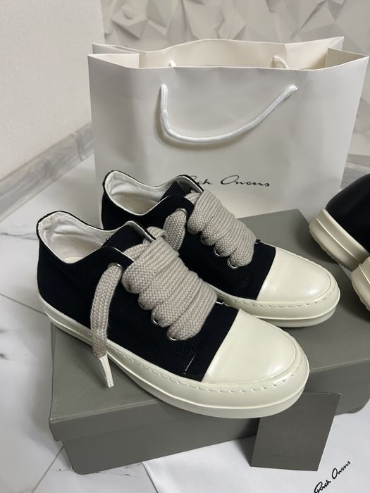 Rick Owens DRKSHDW Jumbo Lace черного цвета с белой подошвойм,Джамбо