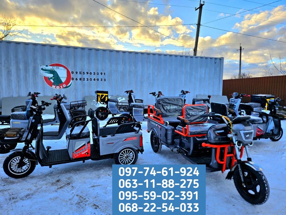 ПРОДАЖ скутерів Suzuku Mollet з контейнера.Стокмото Ямаха 36 39ZR