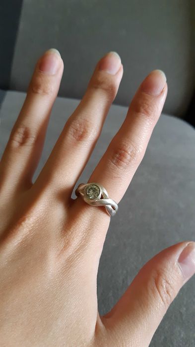 Pierścionek srebro925