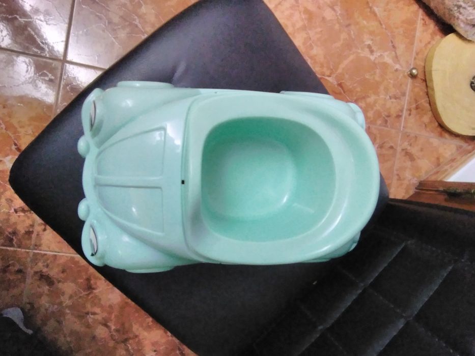 Bacio sanita criança penico