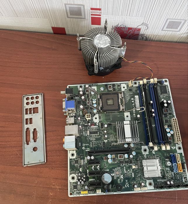 Материнська плата+ процессор