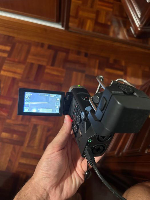 Gravador zoom q8