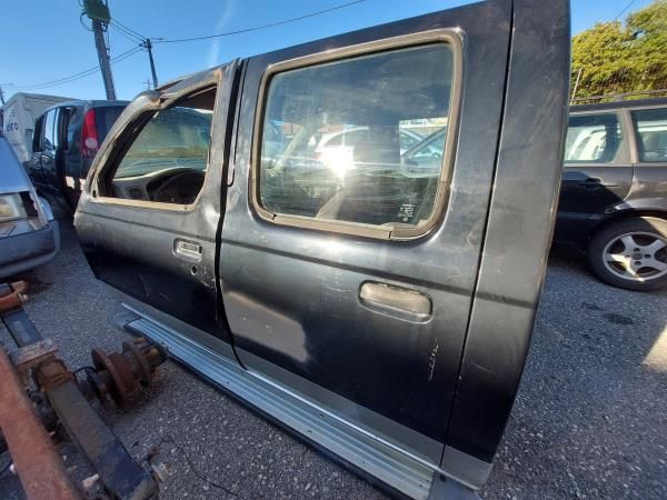 Porta trás esquerda NISSAN Navara Pick Up (D22)