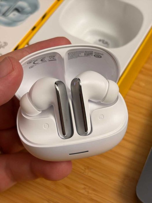 Auriculares/earbuds QCY MeloBuds N65 na cor branca