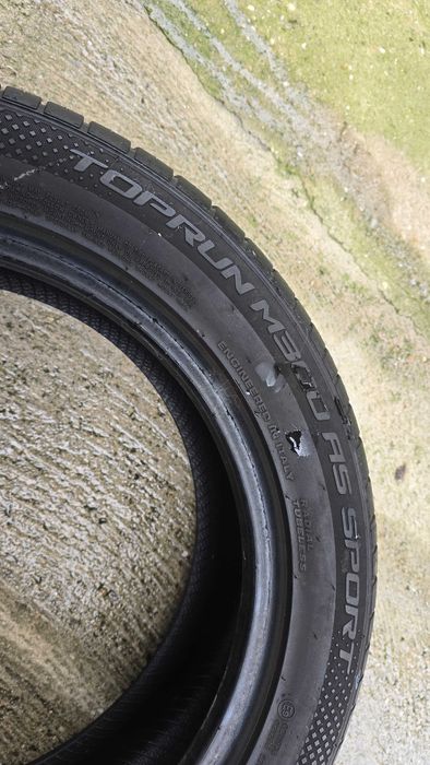 2 Pneus 205/55 R17 91V MOMO - Novos