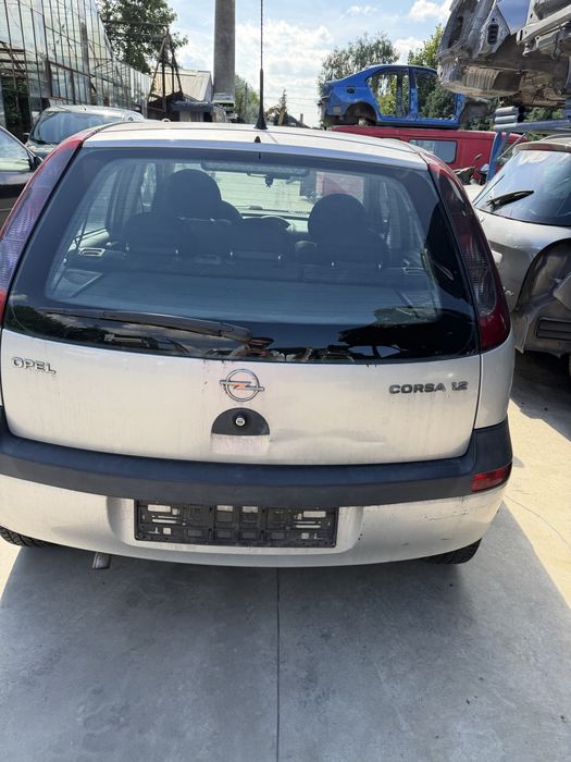 Zderzak tył Opel Corsa C Z147 zderzak tylny