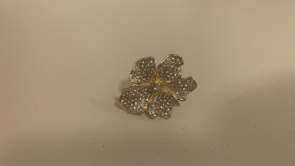 Біжутерія каблучка. Нова