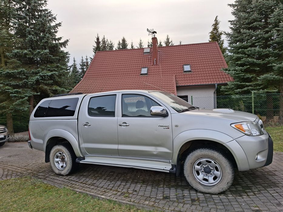 Toyota hilux  w bardzo dobrym stanie!