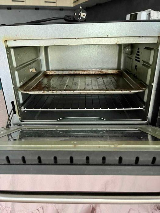 Mini piekarnik Raven 28L