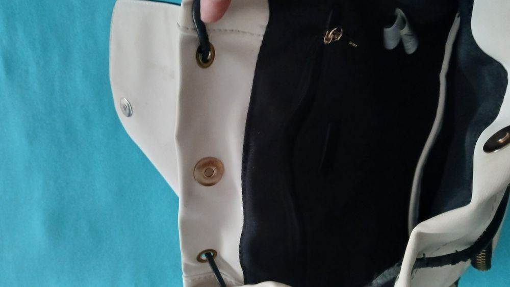 Mochila branca parfois