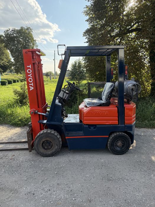 Wozek widlowy Toyota 6FG18 duplex benzyna gaz automat