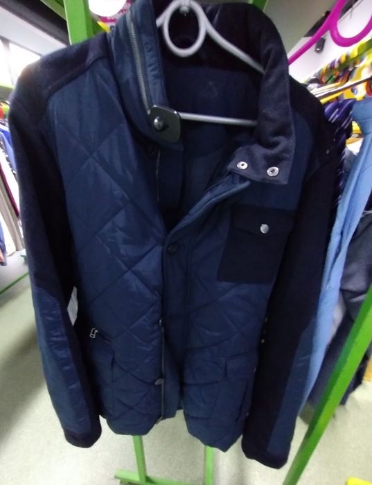 Kurtka Riccovero Norwegia  lekko ocieplane Ciemny na granat Rękawy cza