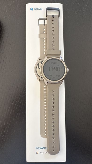 ticwatch pro 5 igual a novo