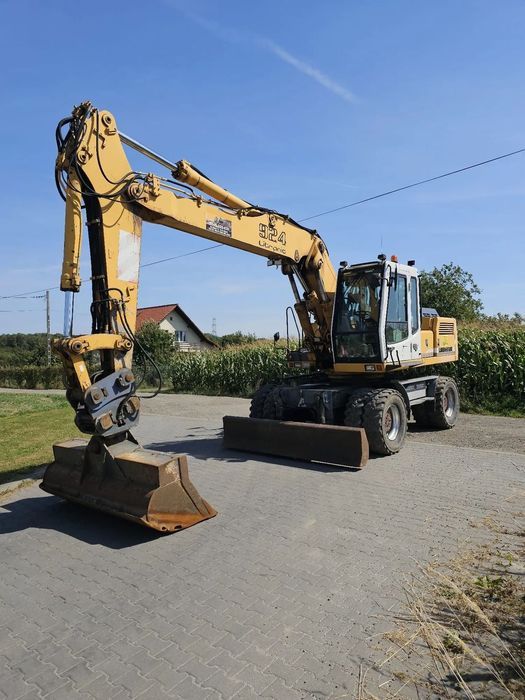 Liebherr 924  Koparka Kołowa Liebherr 924 Skarpowka hydrauliczna szybkozlacze klima