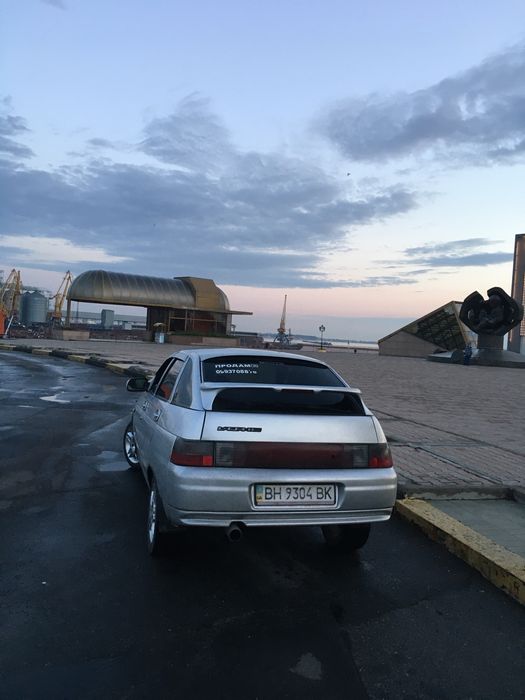 Продам ваз 21 12 машинка на каждый день! Перекупам  не звонить!!