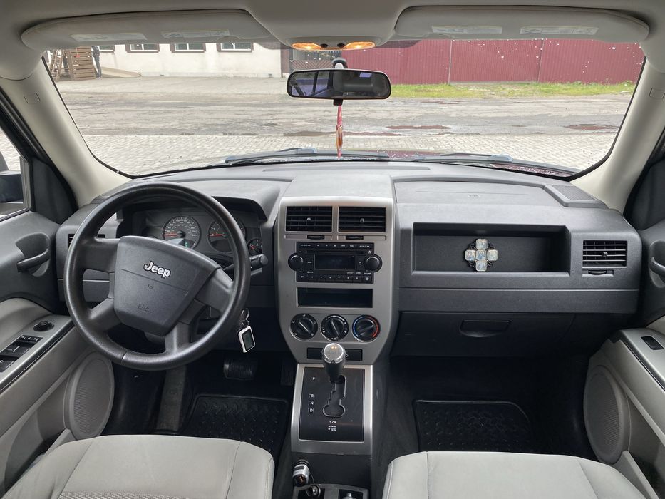 Продам Jeep Patriot 2.4 4x4