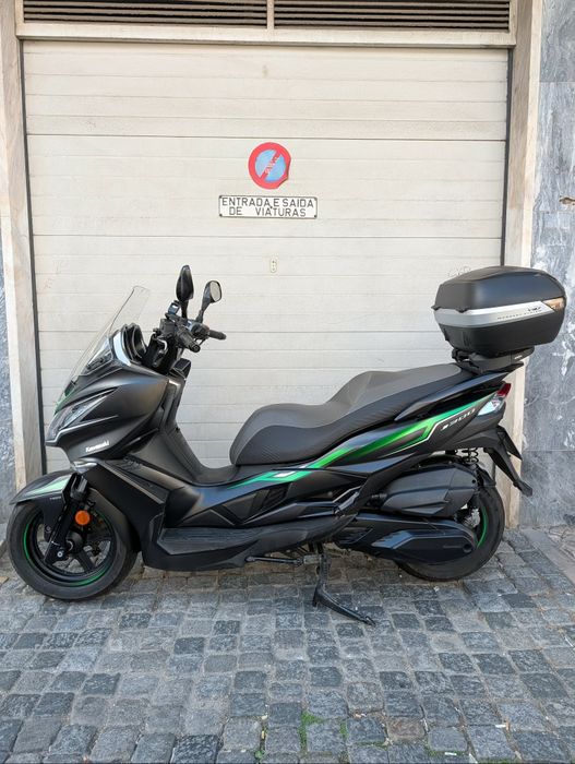 Kawasaki J 300cc