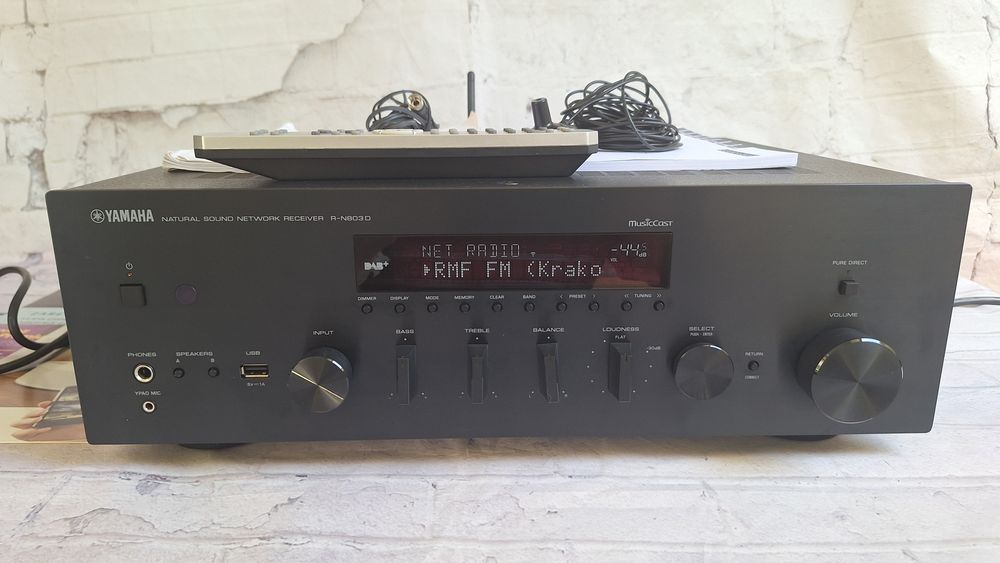 Amplituner stereo Yamaha R-N803 MusicCast Wi-Fi BT Spotify Hi-res DSD