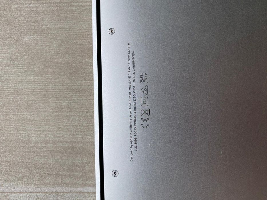 MacBook Retina 12” (2017)