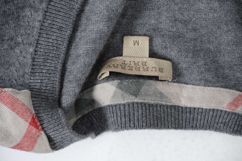 Burberry men’s cashmere wool sweater r M