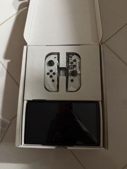 Nintendo Switch Oled Branca