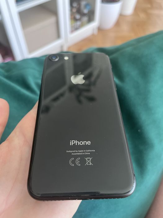 iPhone 8 64 gb telefon smartphone używany