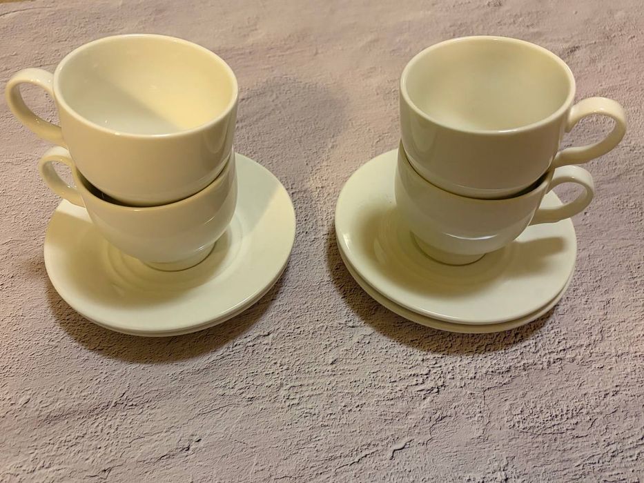 Сервіз кофейний 4 чашки  на 190 мл з блюдцями 360 грн