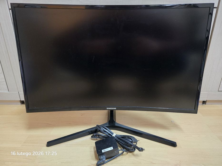 Monitor SAMSUNG C27F396FHU 27"