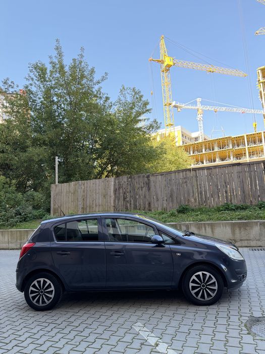 Opel Corsa 1.3D Автомат !
