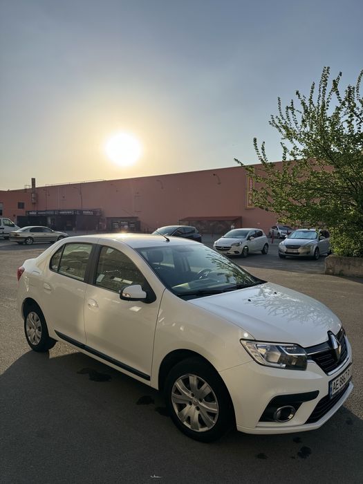 Авто Renault Logan 2020
