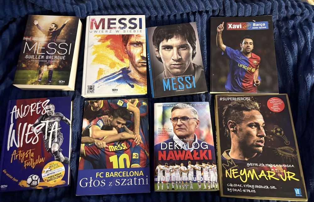 8 Ksiażek FC Barcelona sport piłka nożna
