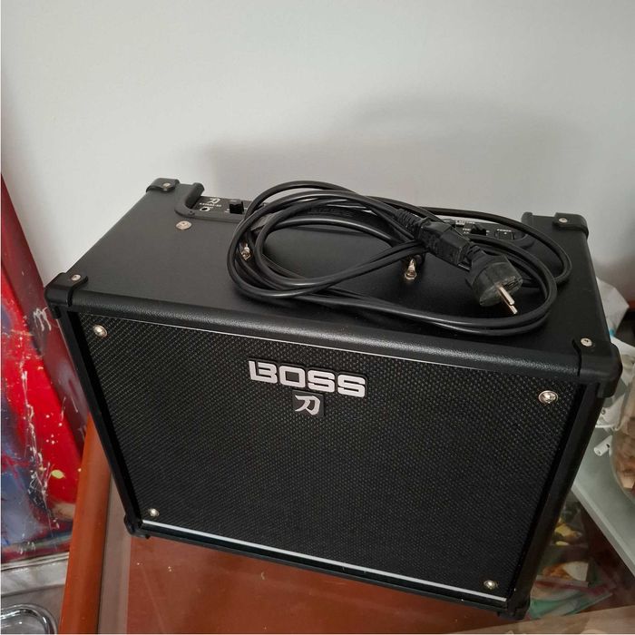 Amplificador BOSS Katana 50 mk1