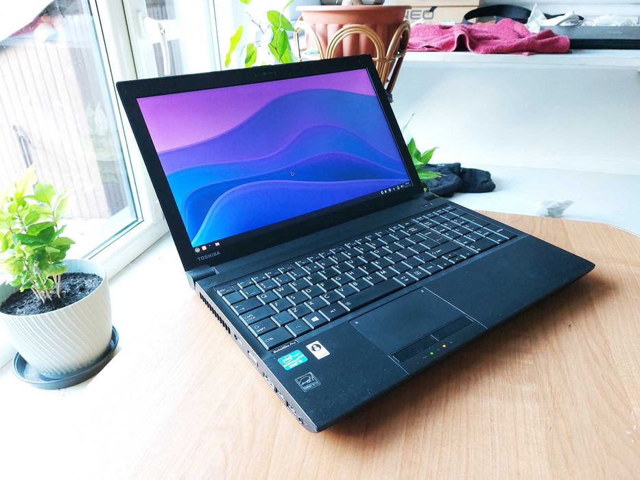 Laptop Toshiba A50-A-110 i3-3120M 8GB 120GB Linux