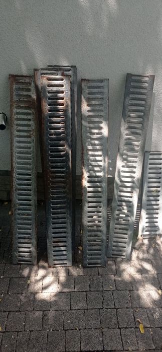 Решітка для водовідводу