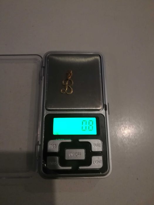 ZŁOTA ZAWIESZKA literka "B" 0,8g/585 + nie złom +