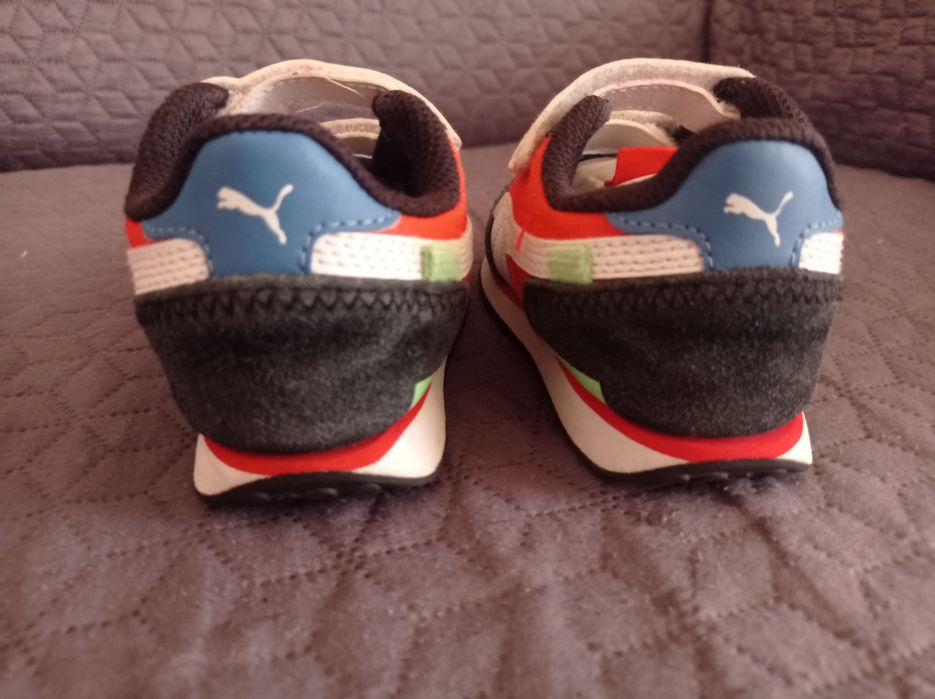 Tênis Puma tamanho 24