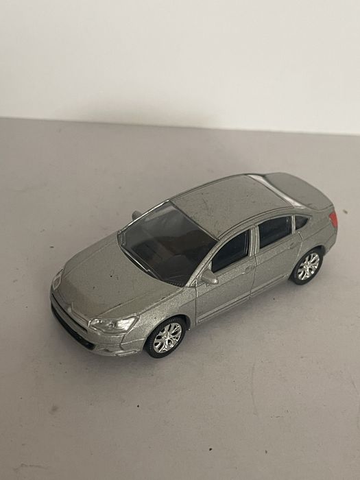 Citroen C5 miniatura