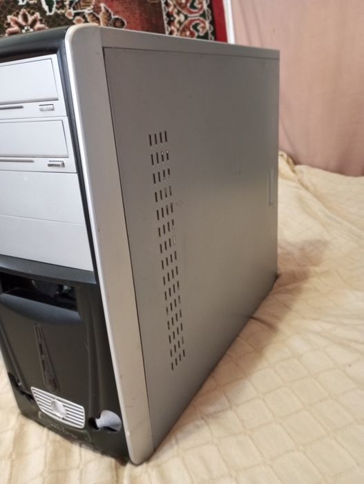 Системник робочий продам