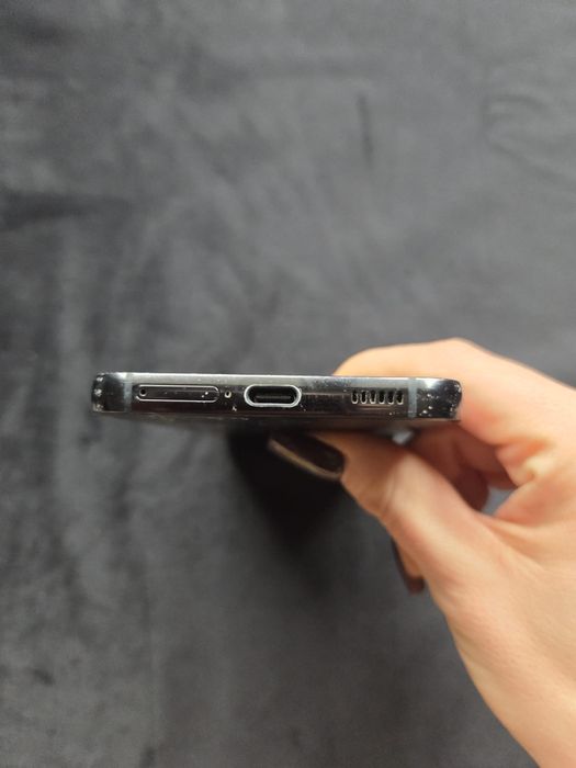 Samsung Galaxy S22 128 GB – sprawny | pęknięte plecki